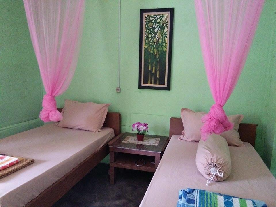 Orchid Bungalow & Restaurant Hotell Timbanglawang Exteriör bild