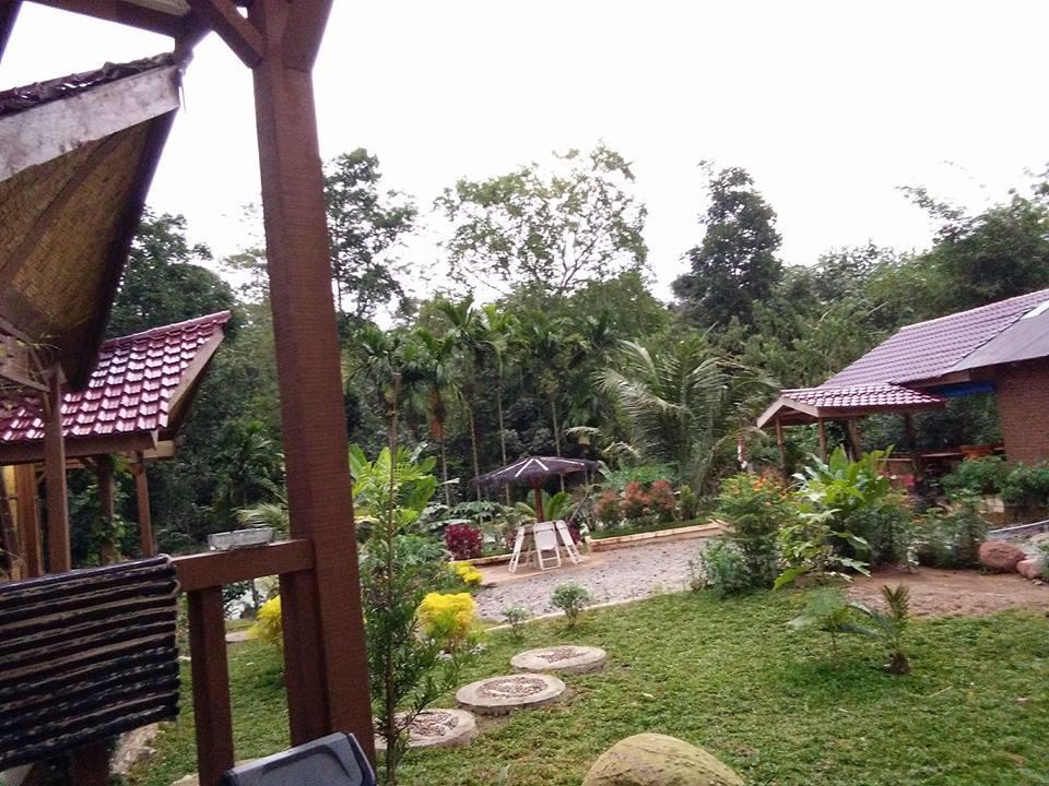 Orchid Bungalow & Restaurant Hotell Timbanglawang Exteriör bild